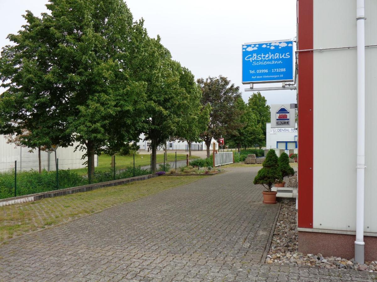 Gästehaus Schiemann Teterow Exterior foto